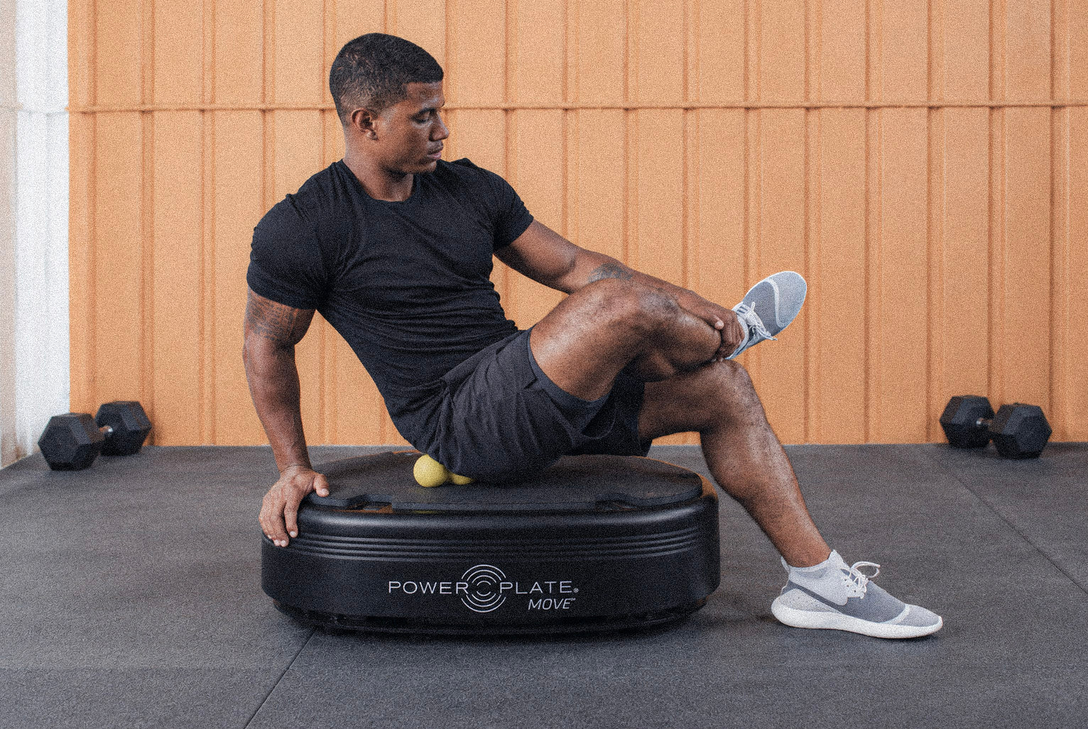 Man using a Power Plate for recovery